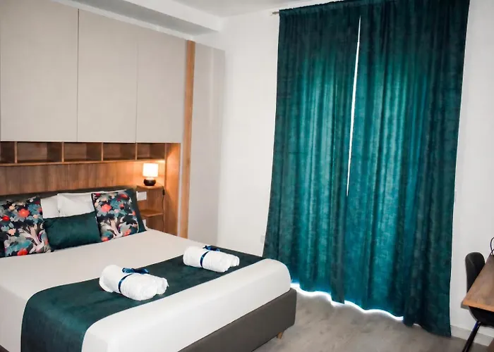 Emm Maison - Basilica Di San Paolo - Ospedale Bambin Gesu 4*